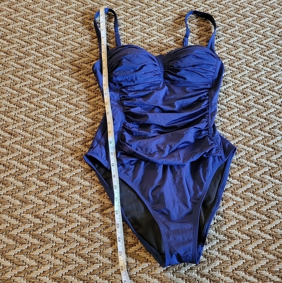 La Blanca One Piece Sweetheart Swim Suit Navy Blue Shirred Front Size 8 #LB2ZQ11 - Picture 6 of 16